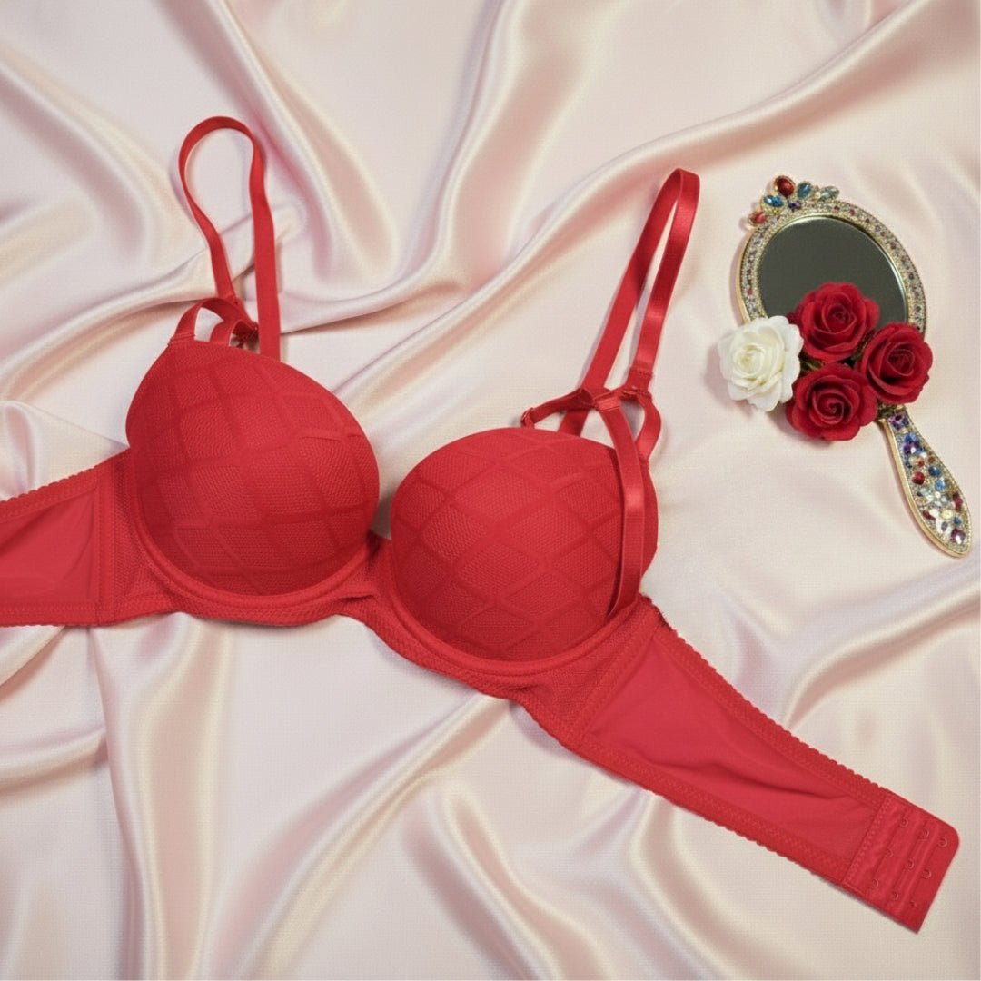 Romantic Red Lingerie Set – Lace Push - Up Bra & Matching Panty" - LushFit